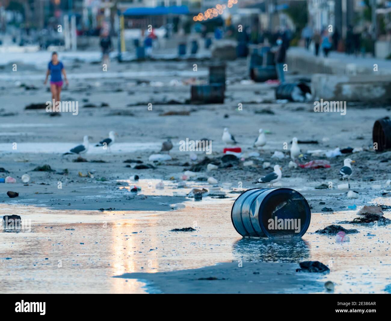 Garbage from big waves and high tide with no planning along the Strand, Mission Beach, San Diego, California, USA Stock Photo