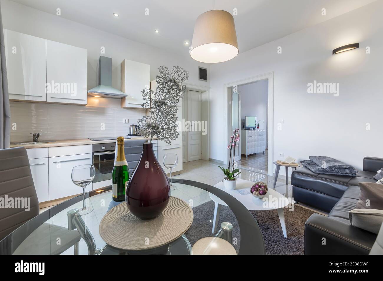 modern kitchen - living room apartment interior Stock Photo - Alamy