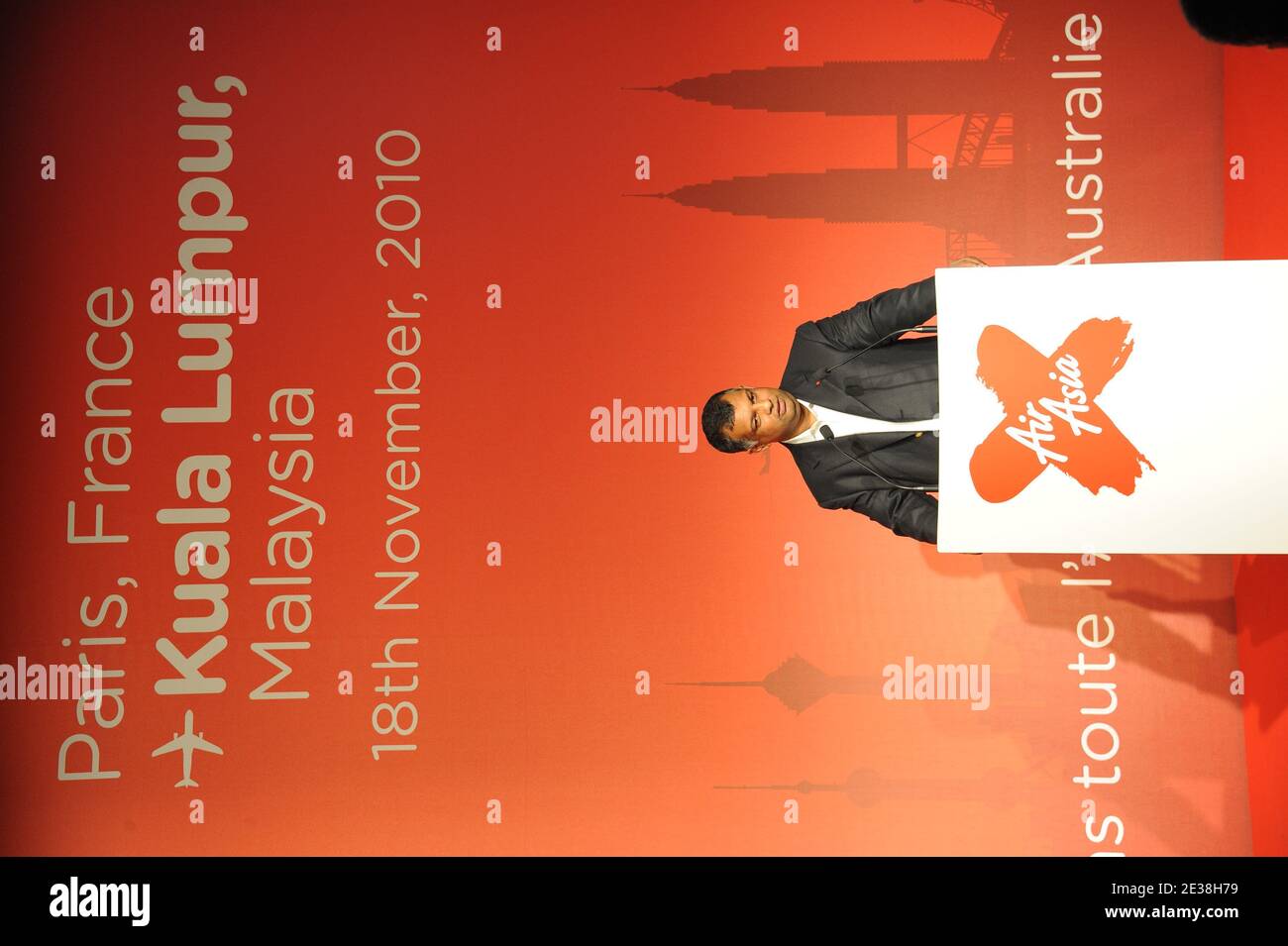 latar belakang tony fernandes