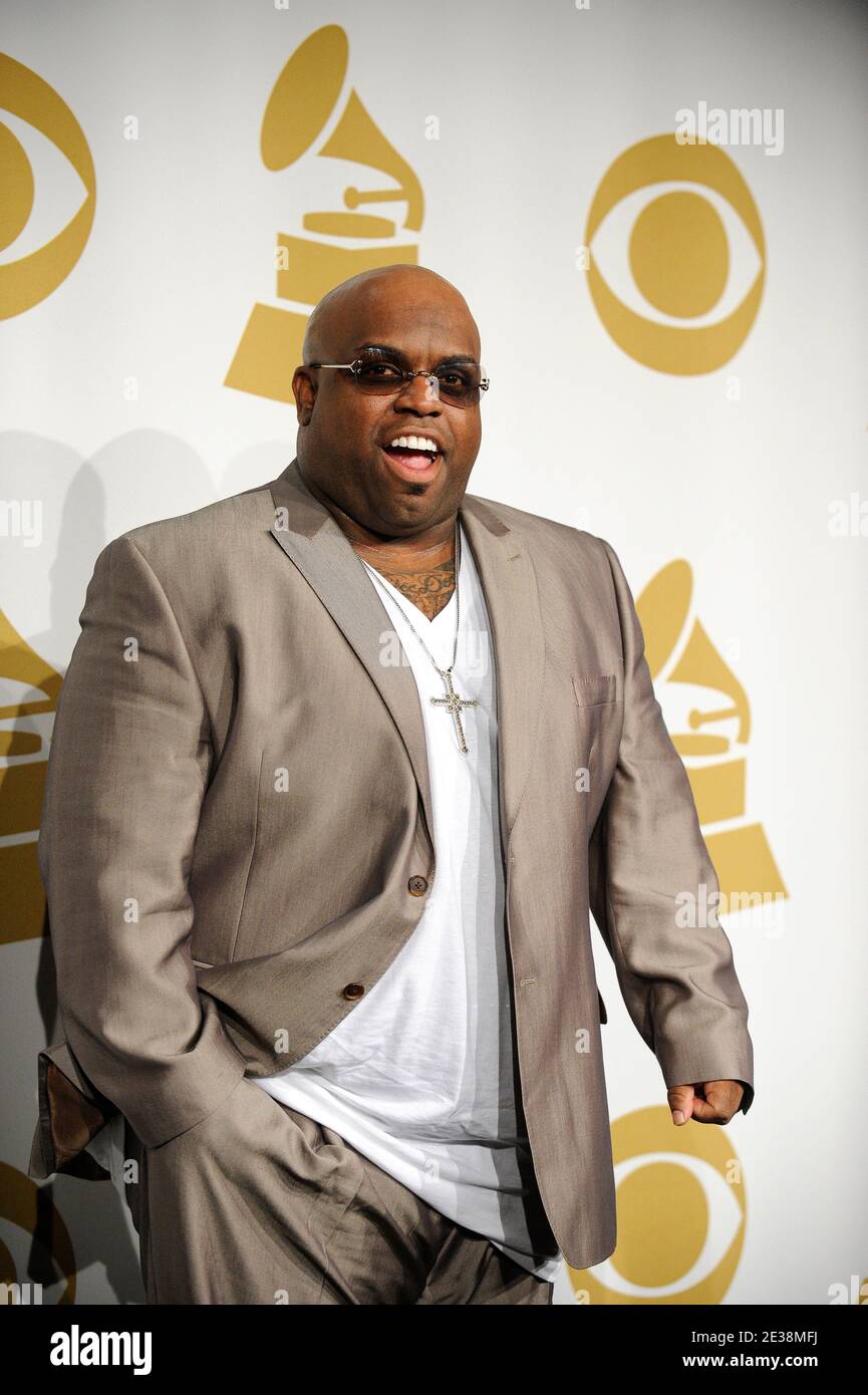 cee lo green dress So Here's Why CeeLo Green Was Dressed Like That