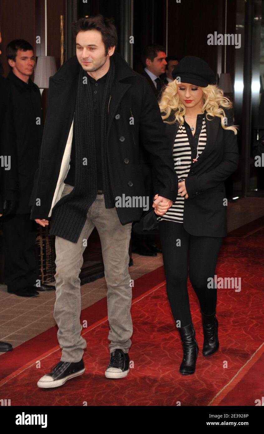 Christina aguilera boyfriend matt rutler hi-res stock photography and ...