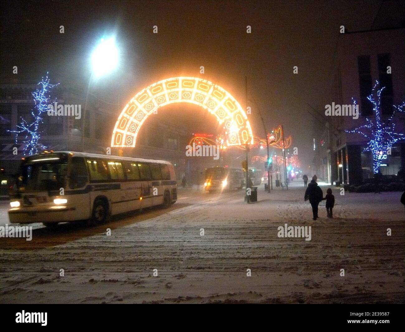 Illustration of Downtown Brooklyn in New York during the first snowfall of the year on December 26, 2010. A winter storm blizzard dropped around 20 inches of snow in the U.S. East Coast. Photo by Charles Guerin/ABACAPRESS.COM Stock Photo