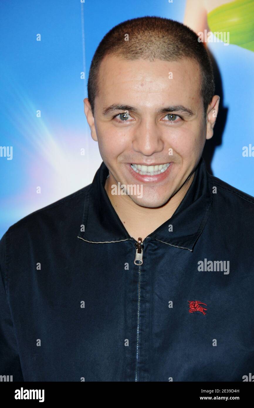 Singer Faudel arriving to the premiere of the animation movie 'Clochette et l'expedition feerique' organized for the launching of the DVD and Blu-ray editions at Gaumont Marignan theater in Paris, France, on October 5, 2010. Photo by Mireille Ampilhac/ABACAPRESS.COM Stock Photo