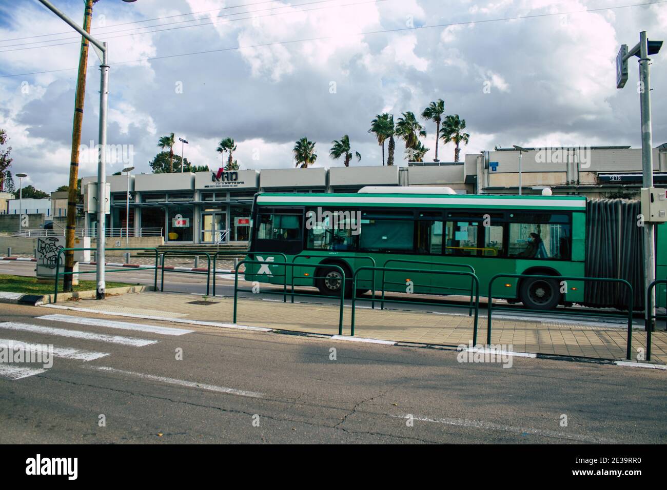 Tel Aviv Israel January 17 21 View Of An Israeli Public Bus Driving Through The Streets Of Tel Aviv During The Lockdown And Coronavirus Outbreak In Stock Photo Alamy