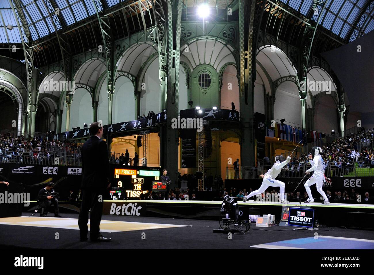 Illustration of the foil event at the Fencing World Championships at