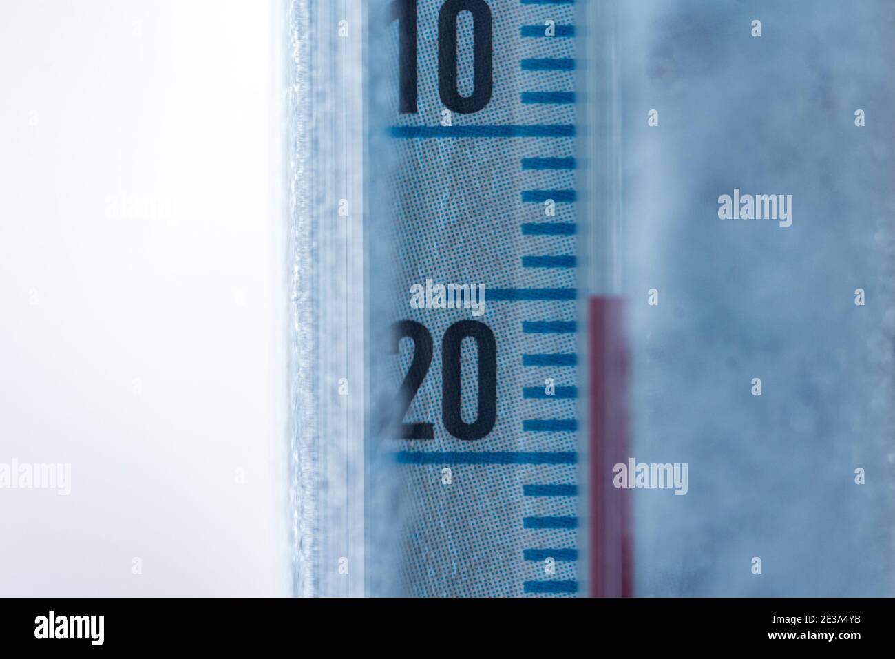 Thermometer shown outside with low temperature Stock Photo - Alamy