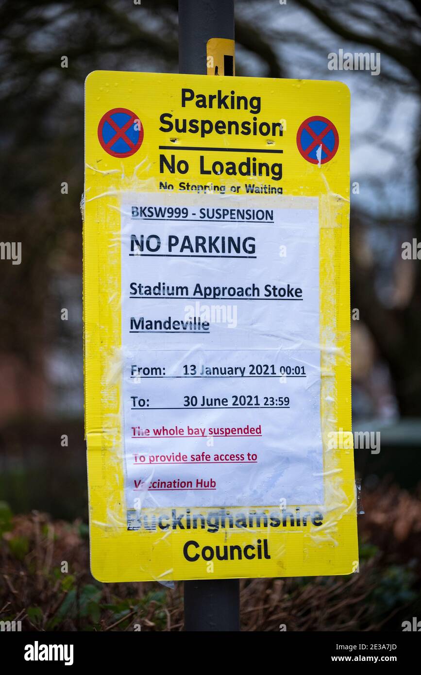 Aylesbury Stoke Mandeville Stadium. January 16th 2021. Local residents were attending appointments at the Stoke Mandeville Stadium for Pfizer Covid-19 Vaccinations. Patients were advised to arrive via one route and leave by another. Extensive parking restrictions applied to nearby residential roads to enable safe access to the vaccination hub. The was notified by plentiful signs. Car parks opposite the Stadium were available for patients on arrival. Credit: Stephen Bell/Alamy Stock Photo