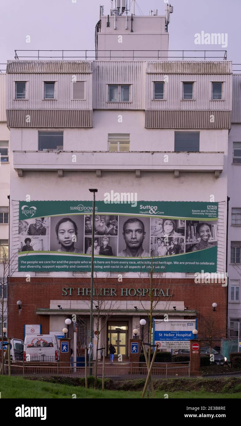 Sutton, Surrey, UK. 18 January 2021. Early morning at St Helier Hospital, a major NHS hospital in south London treating Covid patients. The NHS is due to send letters out this week to over 70s offering first Coronavirus vaccinations. Credit: Malcolm Park/Alamy Live News. Stock Photo