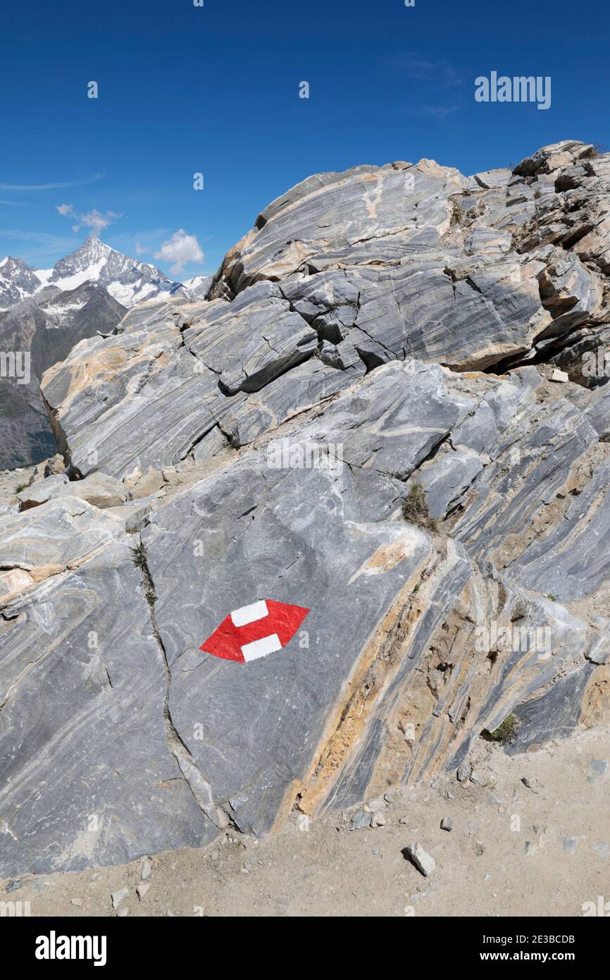 Zermatt switzerland hiking trail sign hi-res stock photography and ...