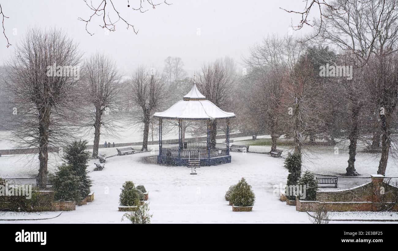 The bandstand in Colchester's Castle Park in the snow Stock Photo Alamy
