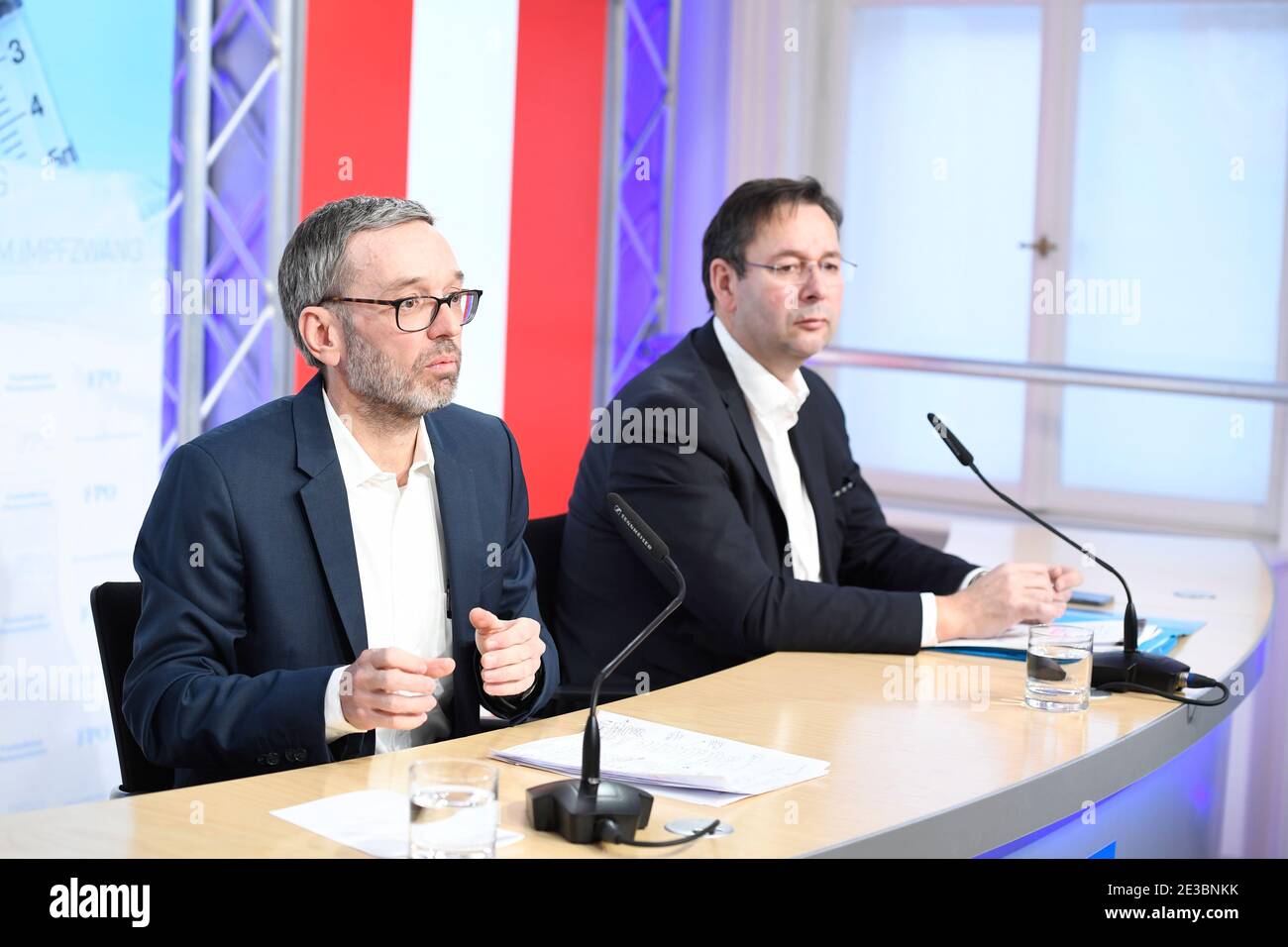 Vienna, Austria. 18th Jan, 2021. Press conference with FPÖ club chairman Herbert Kickl (L) and Education spokesman Hermann Brückl (R). The topics are the corona compulsory measures and the situation at schools. Credit: Franz Perc/Alamy Live News Stock Photo