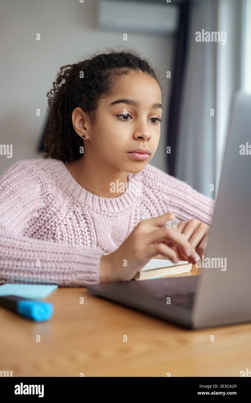 Teen girl study vertical hi-res stock photography and images - Alamy