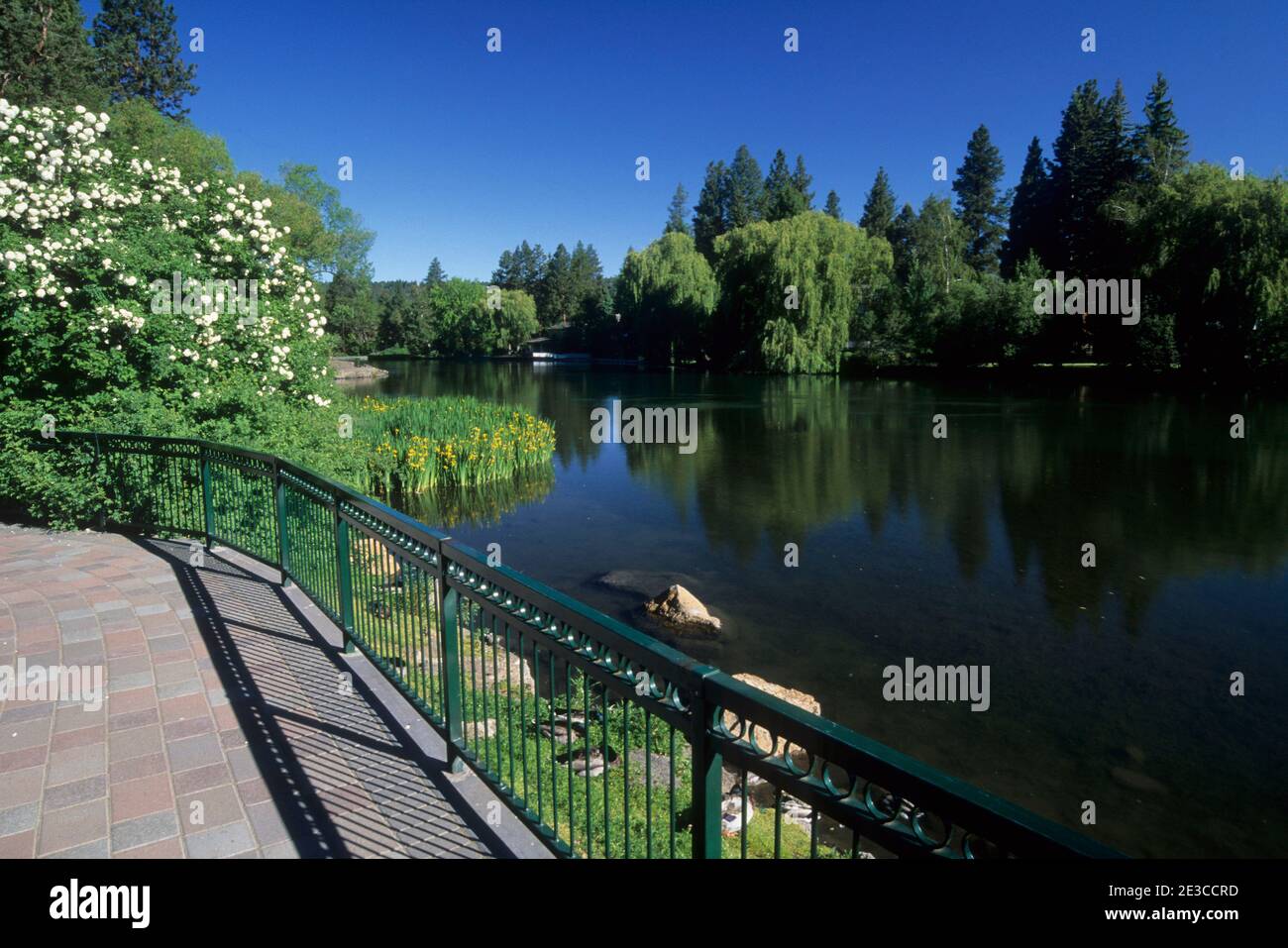 Mirror Pond, Drake Park, Bend, Oregon Stock Photo Alamy