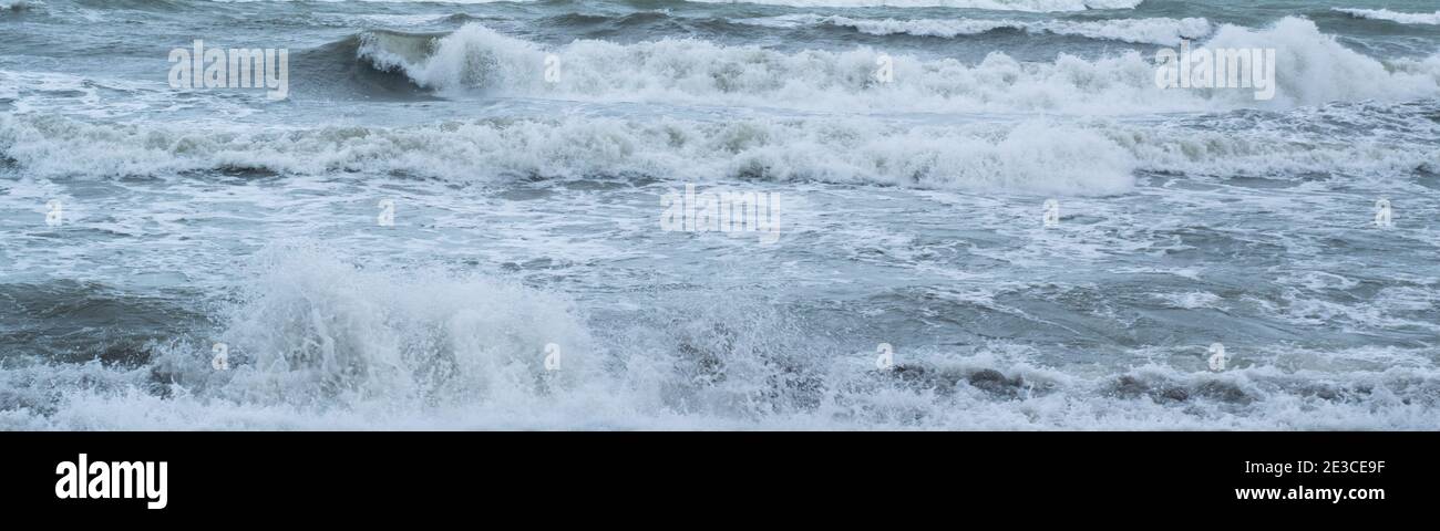 Splashing sea water surface hi-res stock photography and images - Alamy