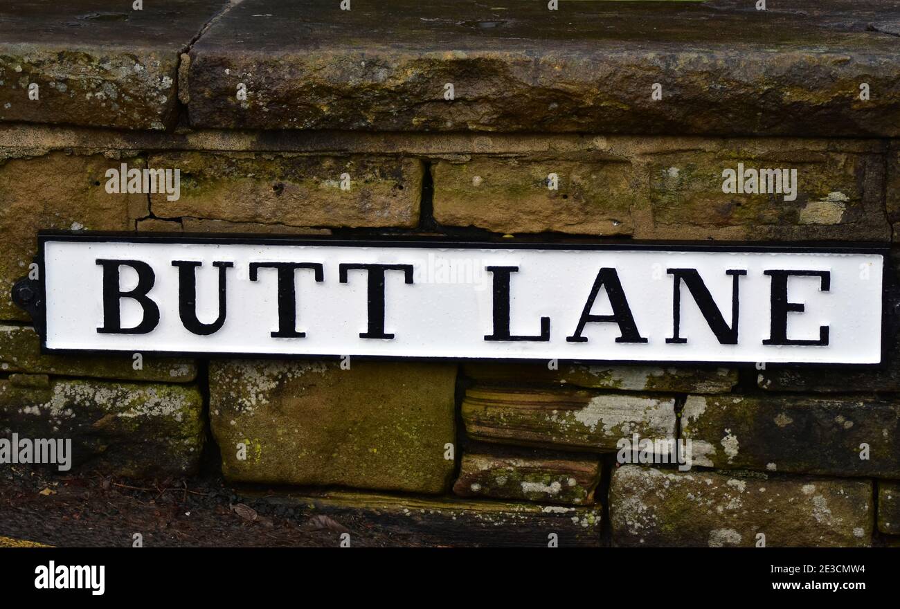 Erkaklar oz xotinlarini sikishadi va amlarini ichiga kiritadilar