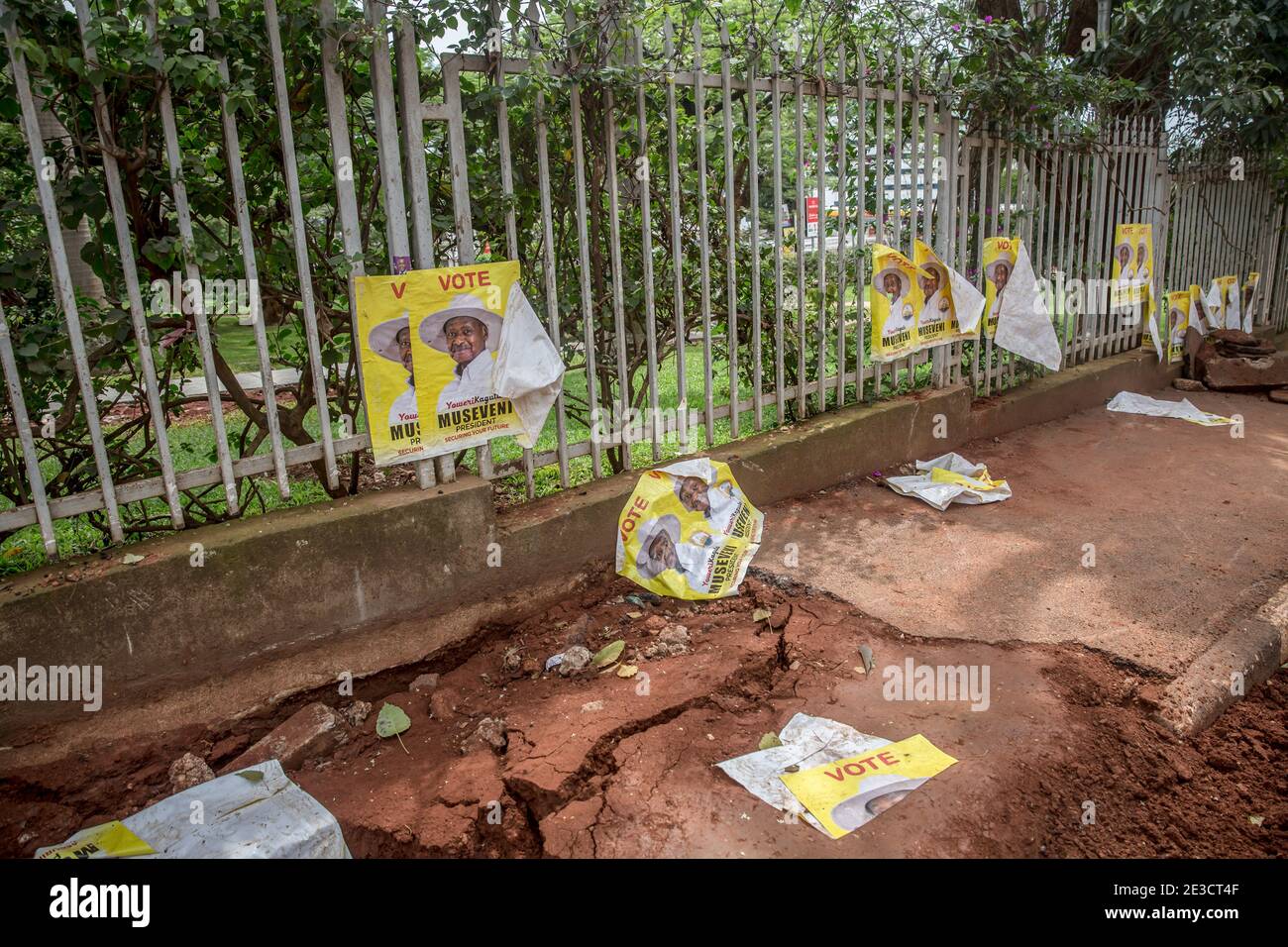Kampala, Uganda. 15th Jan, 2021. Posters encouraging people to vote for Yoweri Museveni, who has been in power since 1986, were torn down in Nakasero. Uganda's elections, on January 14, 2021, were the most tense in decades. Credit: SOPA Images Limited/Alamy Live News Stock Photo