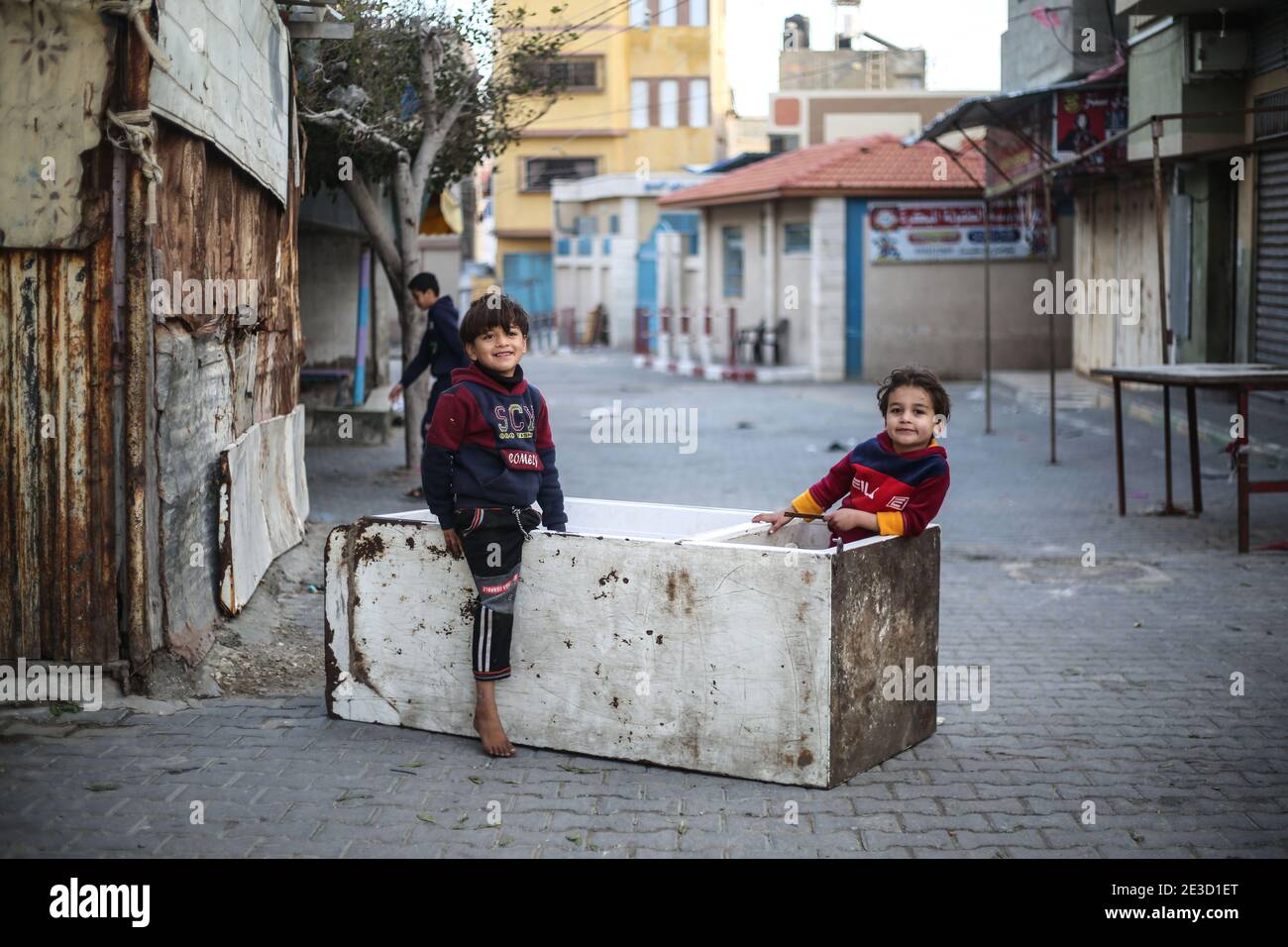 Deir AlBalah, The Gaza Strip, Palestine. 18th Jan, 2021. At Deir al