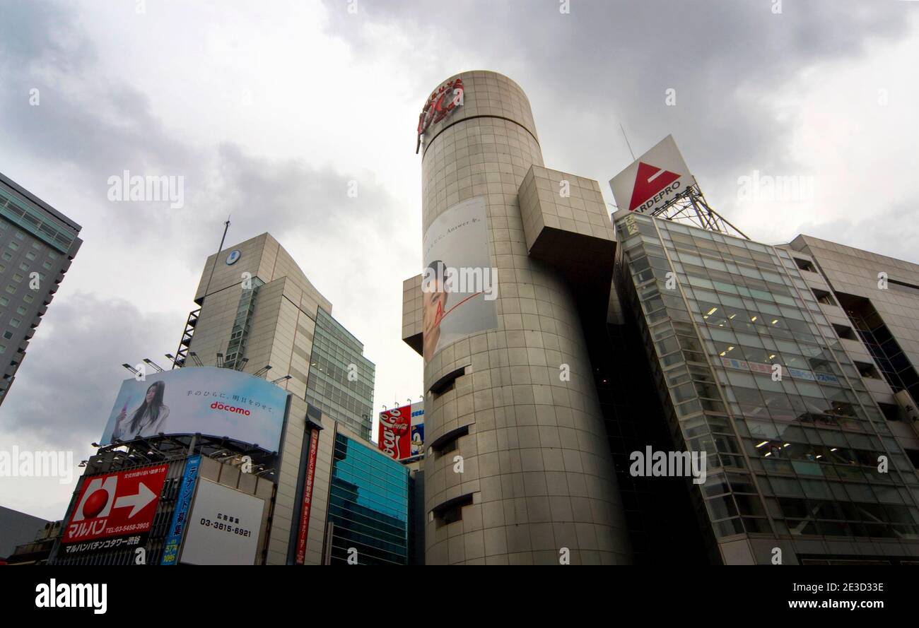 Shibuya 109 Department Store Tokyo Designed By Architect Minoru Takeyama I Wasn T Inside But Apparently Its Chock Full Of Boutiques Aimed At Youth Stock Photo Alamy Shibuya 109 Department Store Tokyo Designed By Architect Minoru Takeyama I Wasn T Inside But Apparently Its Chock Full Of Boutiques Aimed At Youth Stock Photo Alamy