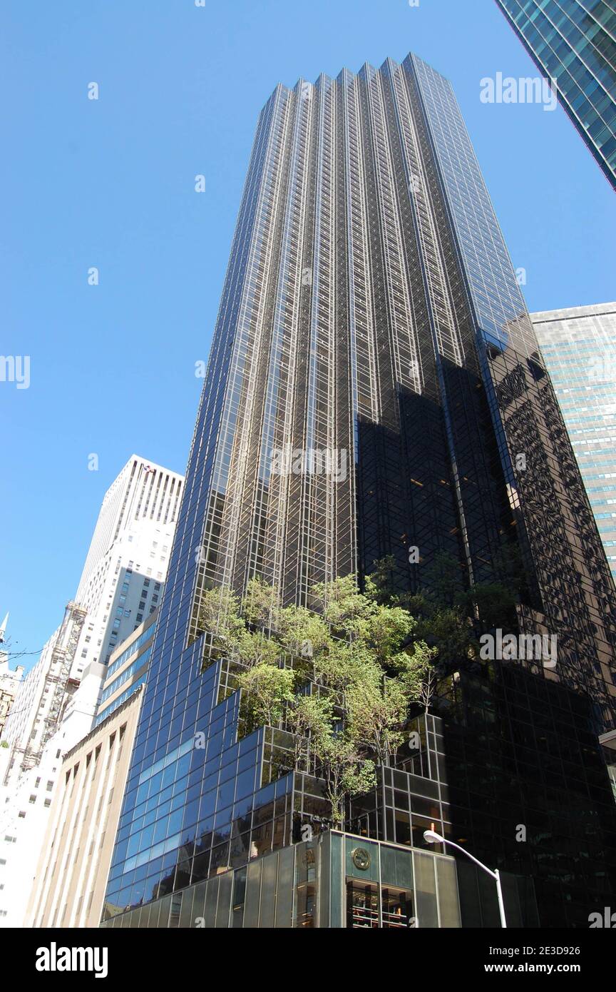 Skyscraper in New York USA building view views  Trump Tower hotel International building stay staying Condo rooms luxury famous president Trump Stock Photo