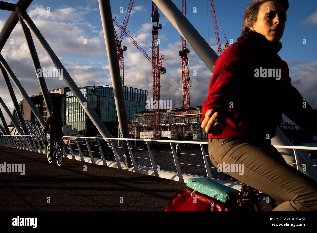 Daily life in Amsterdam, The Netherlands. Photograph by Martin Bertrand / Hans Lucas. Vie quotidienne à Amsterdam, Pays-Bas. Photographie de Martin Be Stock Photo