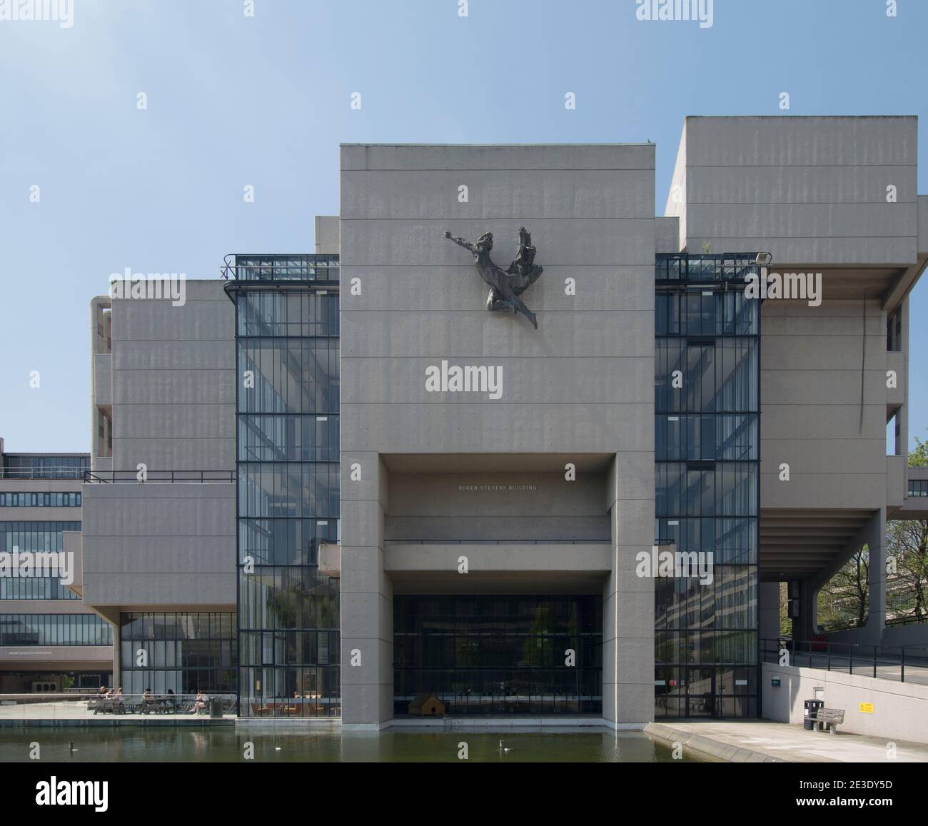 Roger Stevens Building Leeds Stock Photo Alamy