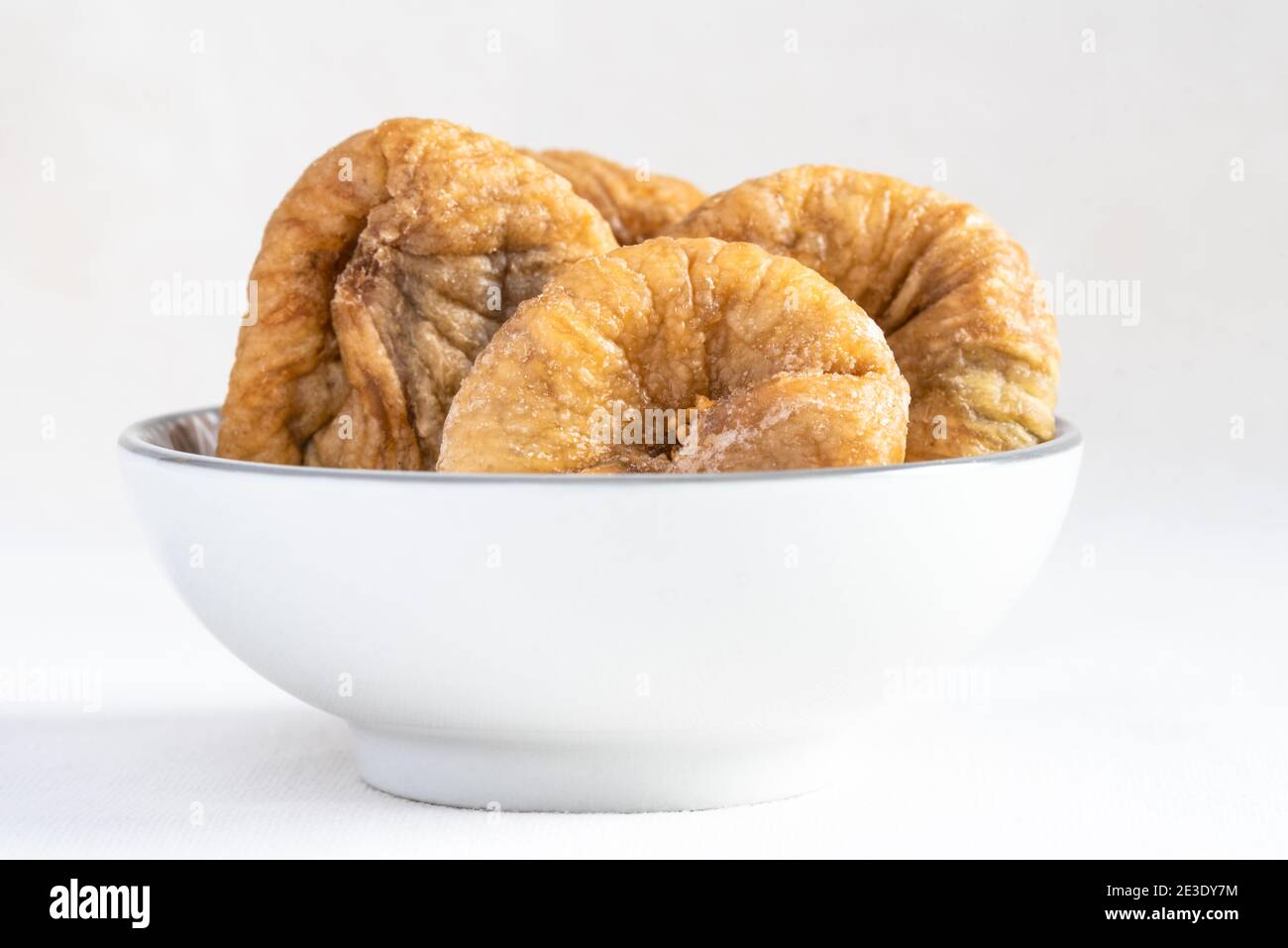 Dried Turkish Figs in a Bowl Stock Photo Alamy