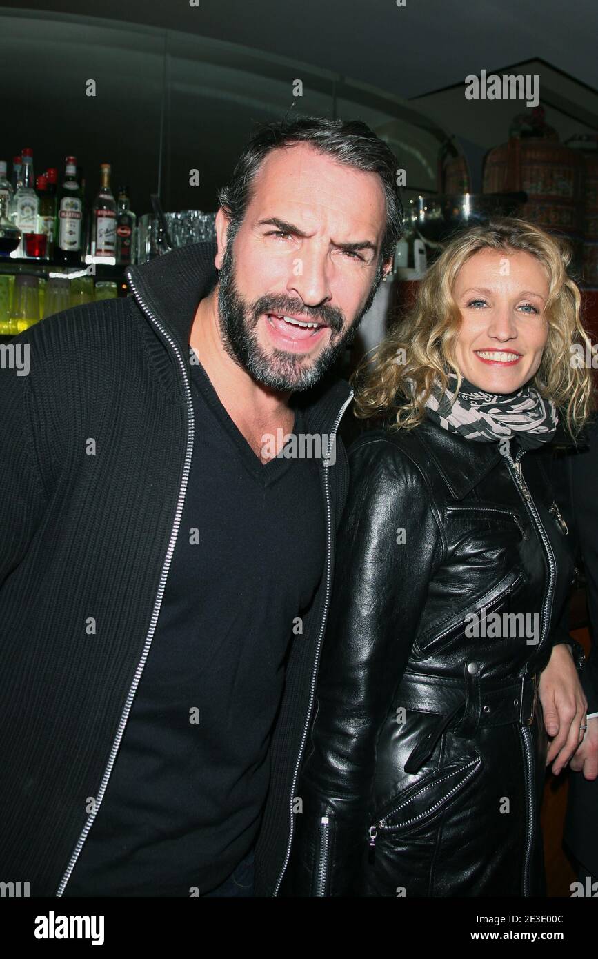 Jean Dujardin and Alexandra Lamy arriving for the premiere of 'Un Homme et  son chien,' held at the Cinema du Pantheon in Paris, France, on January 8,  2009. Photo by Denis Guignebourg/ABACAPRESS.COM