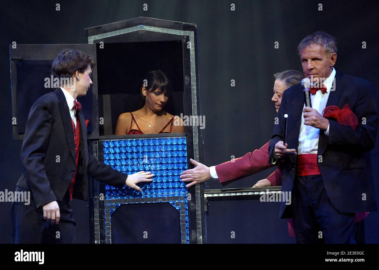 Patrick Poivre d'Arvor and Estelle Denis perform during the 11th Gala De La Presse to benefit the NGO 'Action Innocence' at the Cirque Phenix in Paris, France on January 9, 2009. Photo by Giancarlo Gorassini/ABACAPRESS.COM Stock Photo