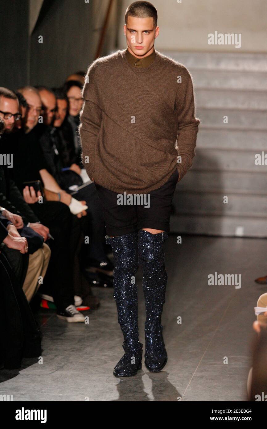 Givenchy 2009 hot sale