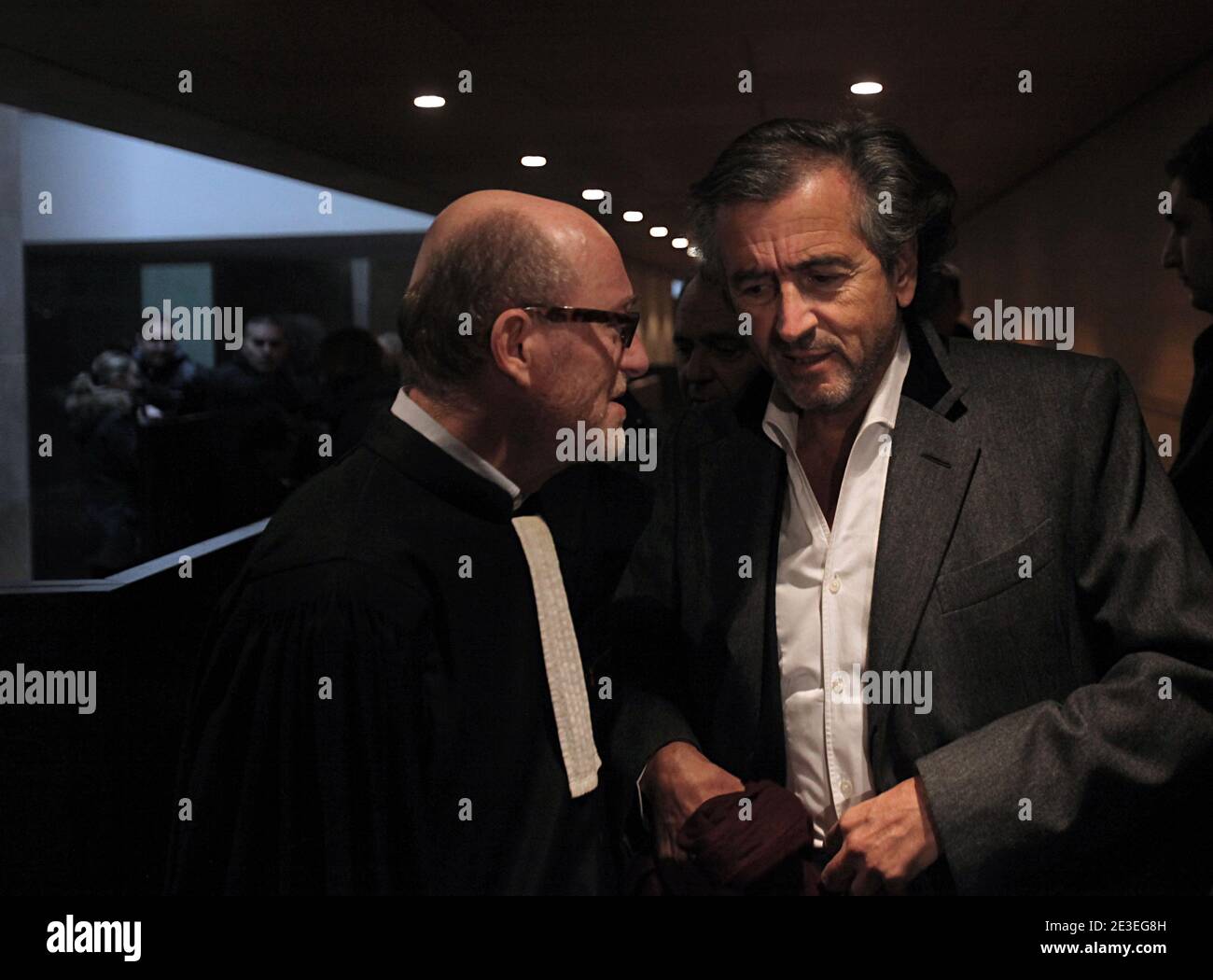 Bernard-Henry Levy est venu temoigner a la demande de la Licra, lors du proces Sine, la Licra porte plainte pour incitation a la haine raciale contre le dessinateur Sine, ne Maurice Sinet, a Lyon, France le 27 Janvier 2009. Photos Vincent Dargent/ABACAPRESS.COM Stock Photo