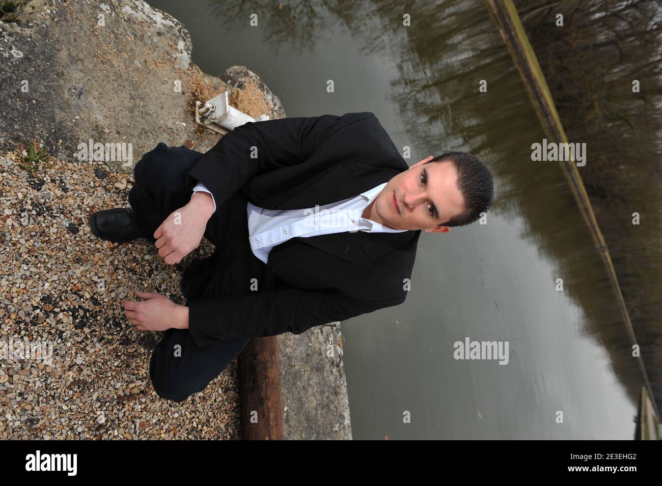 French singer Damien Jean is the new buzz on internet. He poses in his  village, Souppes sur Loing, France, on January 28, 2009. Photo by Nicolas  Gouhier/ABACAPRESS.COM Stock Photo - Alamy