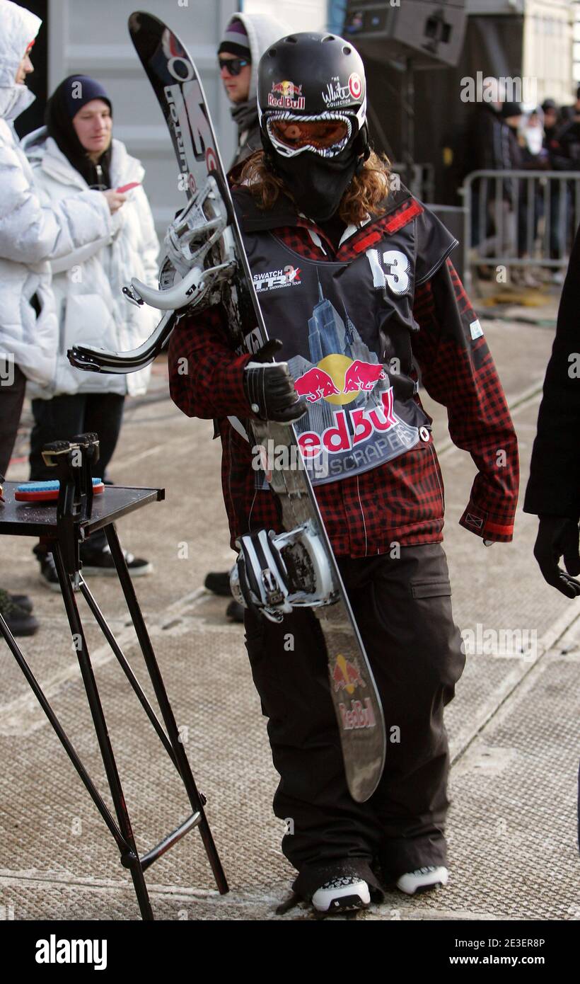 U.S snowboader olympic gold medalist Shaun White during the Bull Snow big air event held at East River Park in New York City, NY, USA on 5, 2009.