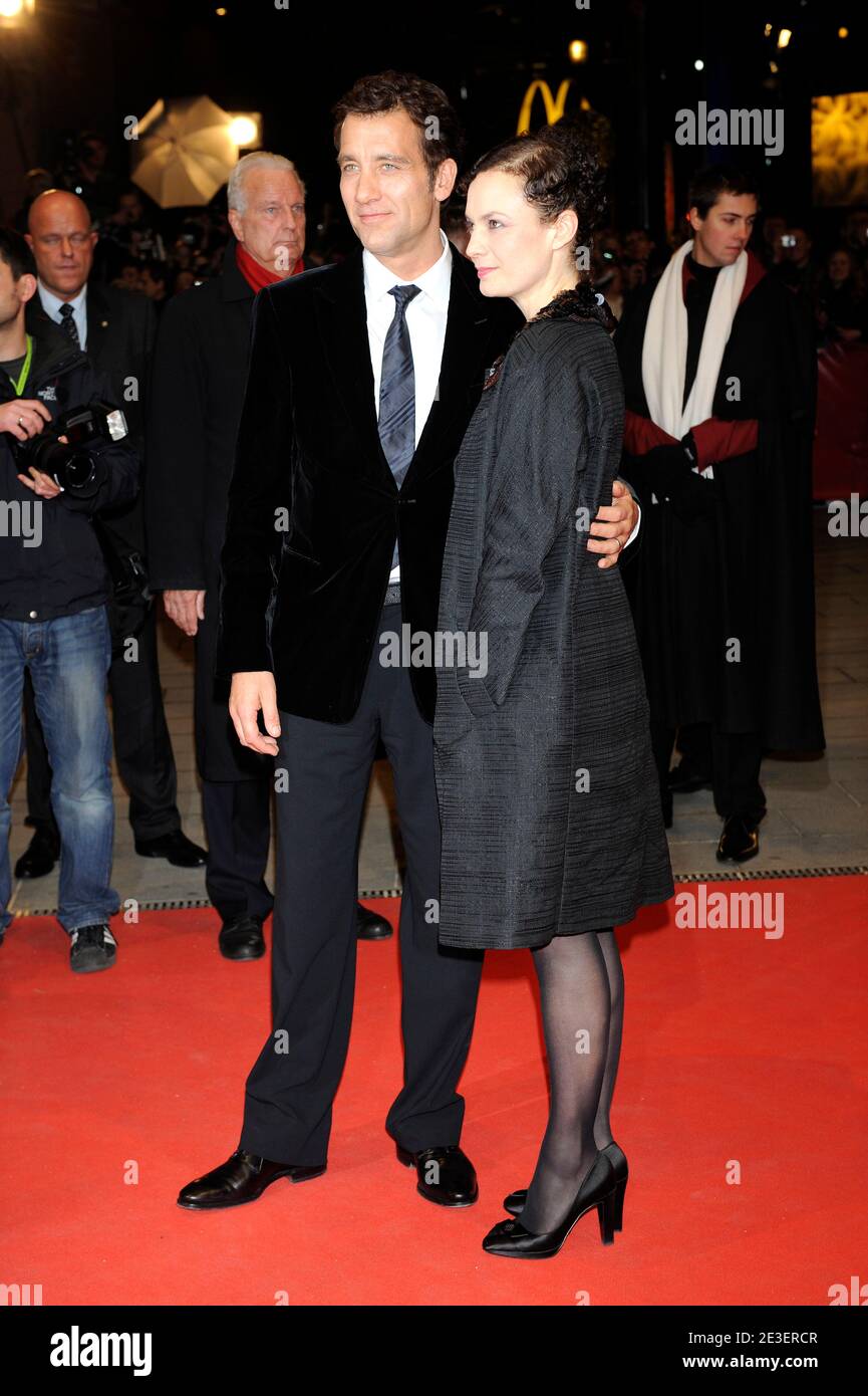 Clive Owen and his wife Sarah-Jane Fenton arriving at the premiere of 'The International' as part of the 59th Berlin Film Festival at the Berlinale Palast in Berlin, Germany on February 5, 2009. Photo by Mehdi Taamallah/ABACAPRESS.COM Stock Photo