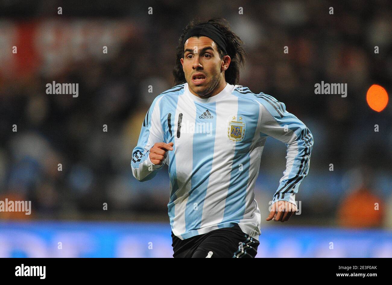 Carlos tevez argentina 11 in hi-res stock photography and images