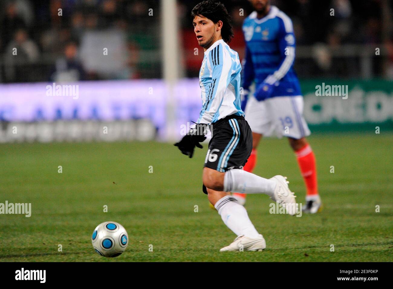 Argentina's Sergio Aguero during the Friendly International Soccer match France vs Argentina in Marseille, France on February 11, 2009. Argentina won 2-0. Photo by Henri Szwarc/ABACAPRESS.COM Stock Photo