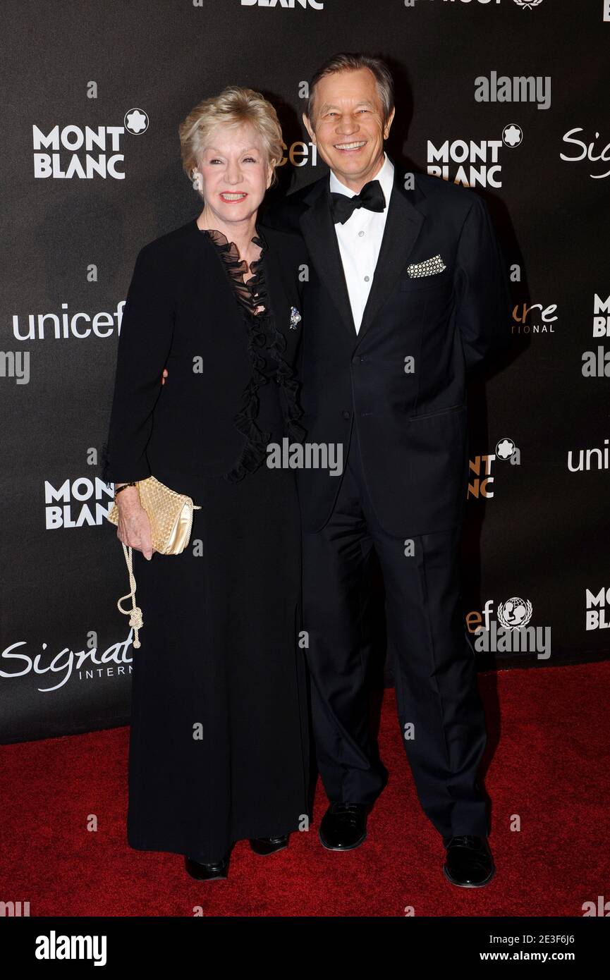 Michael York and wife Patricia McCallum arriving for the Montblanc Signature for Good Charity Gala, held at the Paramount Studios in Los Angeles, CA, USA on February 20, 2009. Photo by Hahn-Nebinger/ABACAPRESS.COM (Pictured : Patricia McCallum, Michael York) Stock Photo