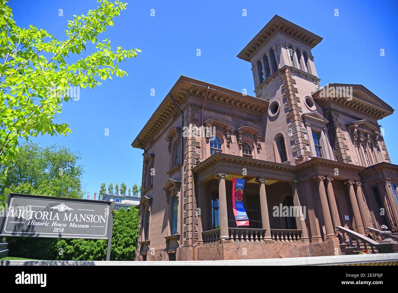 Danforth street hires stock photography and images Alamy