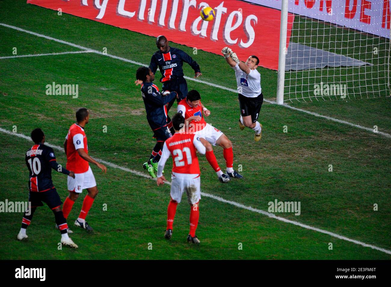 Save by Eduardo Carvalho goalkeeper of Braga during the UEFA Cup 1/8 finals soccer match, PSG vs Braga at the Parc des Princes in Paris, France on March 12, 2009. PSG and Braga draw 0-0. Photo by Henri Szwarc/ABACAPRESS.COM Stock Photo