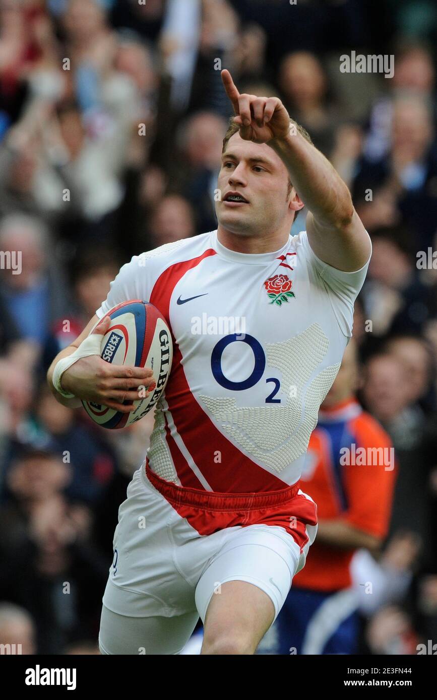 Joy after try by Mark Cueto during the RBS 6 Nations Championship 2009 Rugby match, England vs France at the Twickenham stadium in London, UK on March 15, 2009. England won 34-10. Photo by Henri Szwarc/ABACAPRESS.COM Stock Photo