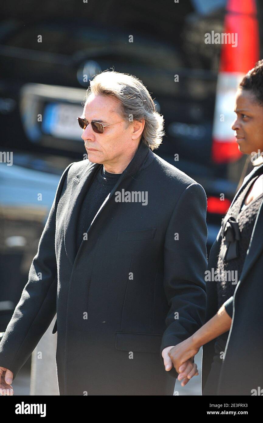 Yves Simon arriving at French singer Alain Bashung's funeral ceremony held at Eglise Saint-Germain-des-Pres in Paris, France, March 20, 2009. Photo by Gouhier-Mousse-Nebinger/ABACAPRESS.COM Stock Photo