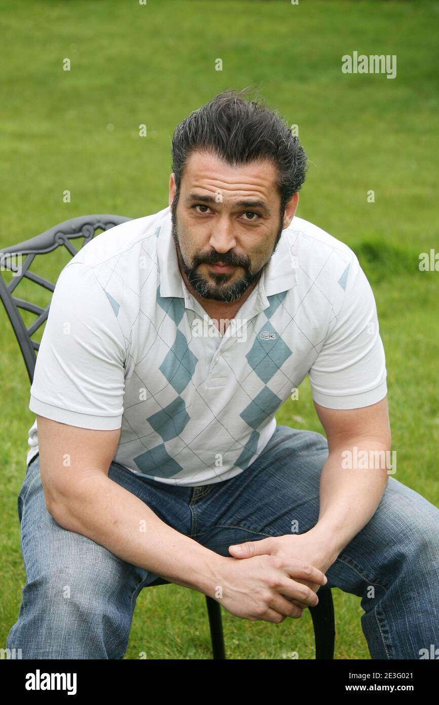 Actor Jean-Pierre Martins poses during the 20th 'Valenciennes Film  Festival' held at 'Hotel de Flore' in Valenciennes, France on March 28,  2009. Photo by Denis Guignebourg/ABACAPRESS.COM Stock Photo - Alamy