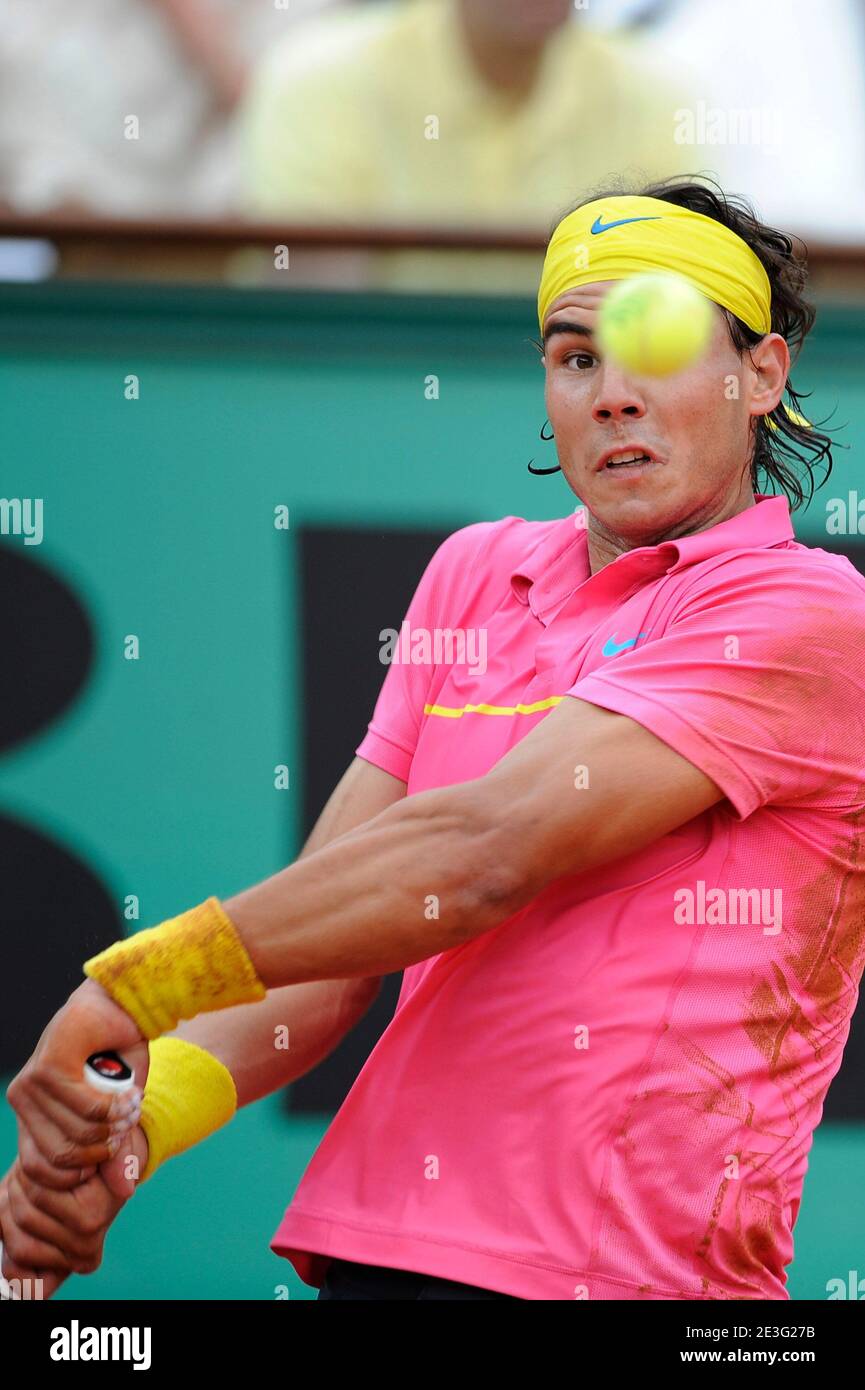 Spain's Rafael Nadal is defeated by Sweden's Robin Soderling,  6-2,6-7,6-4,7-6, in their Fourth round of the of the French Open tennis at  the Roland Garros stadium in Paris, France on May 31,