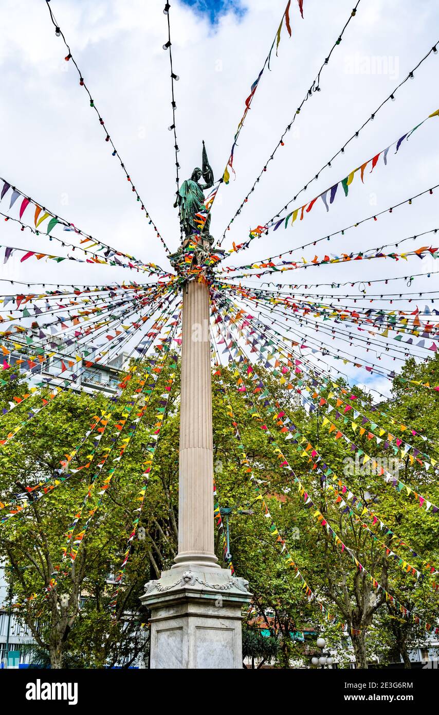 Plaza de cagancha of montevideo hires stock photography and images Alamy