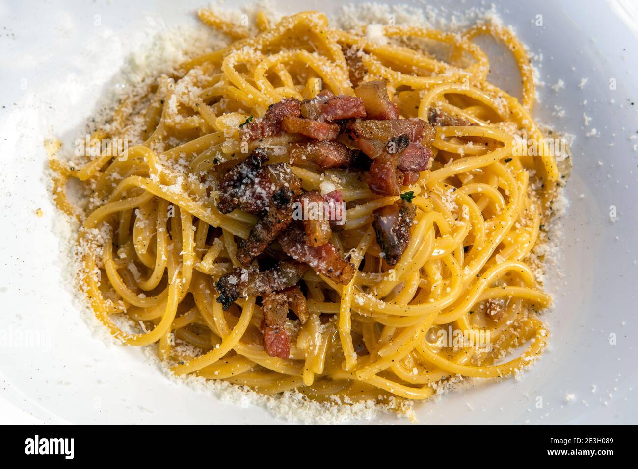 Spaghetti Carbonara served in a restaurant of Rome, Lazio, Italy Stock Photo