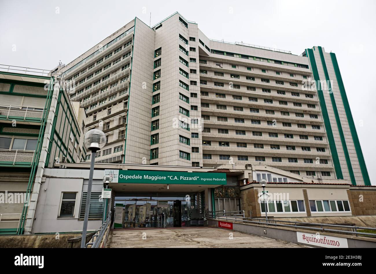 Hospital Entrance Italy High Resolution Stock Photography And Images Alamy