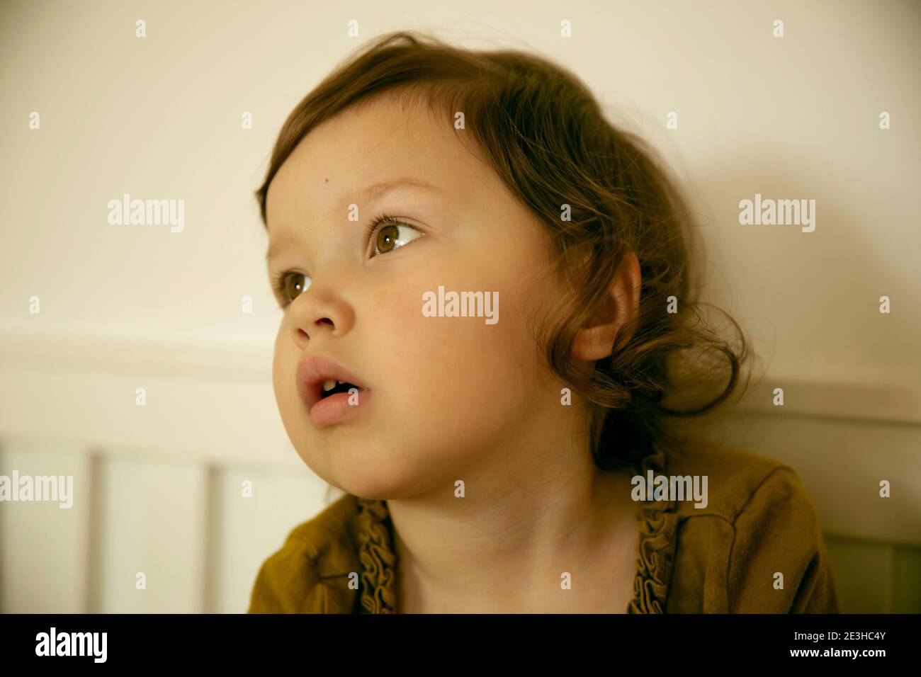 Cute child portrait girl hi-res stock photography and images - Alamy