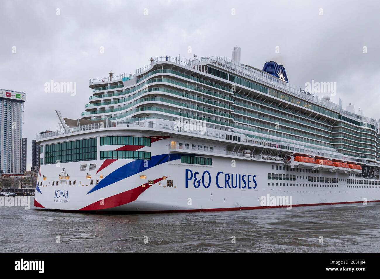 Page 2 P O Cruises Holiday High Resolution Stock Photography And Images Alamy