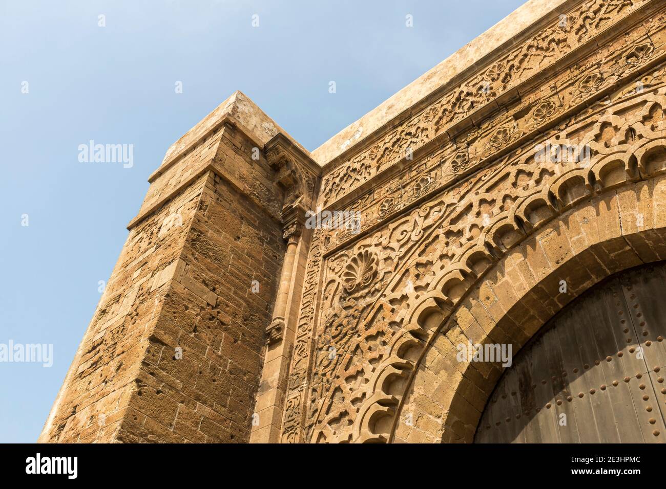 Gate of the kasbah hi-res stock photography and images - Alamy