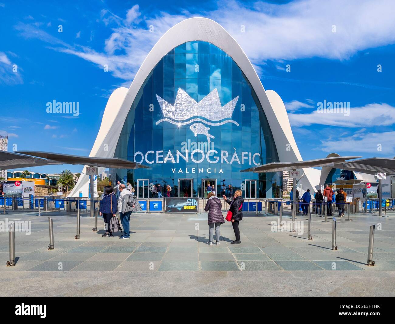 3 March 2020: Valencia, Spain - The entrance to L'Oceanografic (El Oceanografico), the oceanarium which forms part of the City of Arts and Sciences in Stock Photo