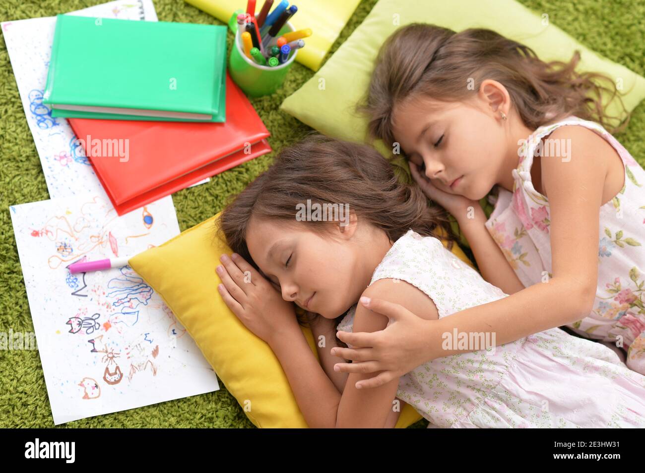 Little girls sleeping 